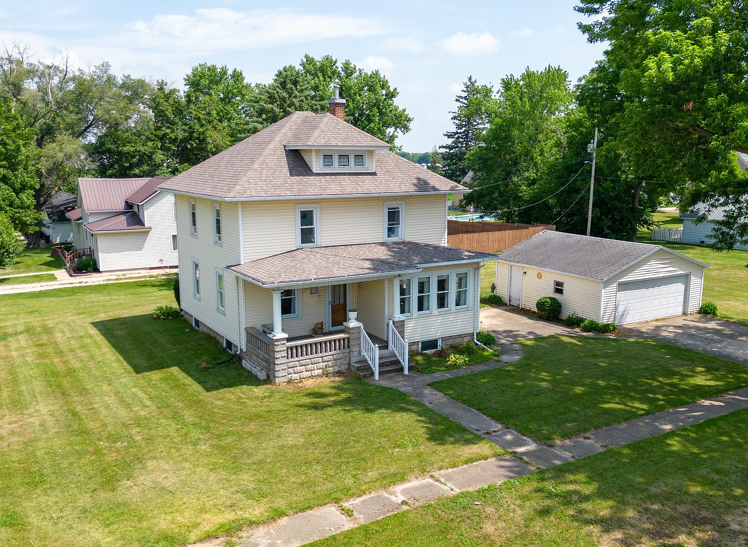 317 W Elm St, Manlius, IL 61338 Zillow