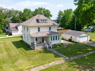 317 W Elm St, Manlius, IL 61338