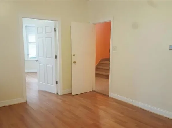 36 N 18th St, East Orange, NJ 07017