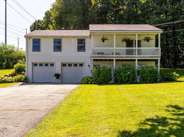 126 Stratham Heights Road, Stratham, NH 03855