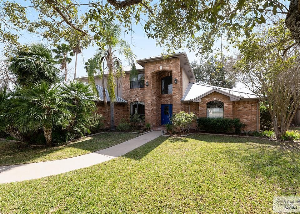 1st image of 153 S Nueces Park Ln