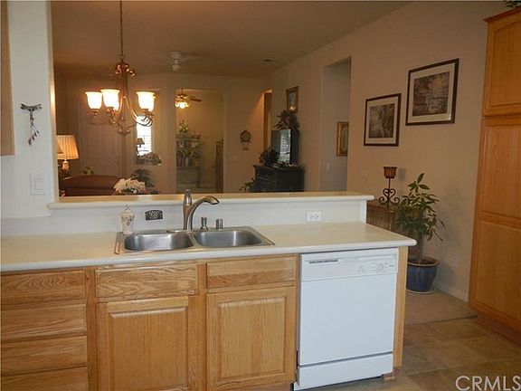 5th image of 10443 Glen Oaks Ln