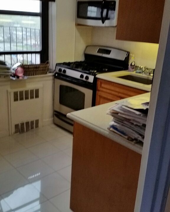 1st image of 2914 139th St #5B