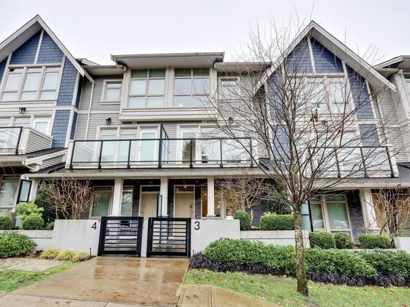115 W Queens Rd #3, North Vancouver, BC V7N 2K4