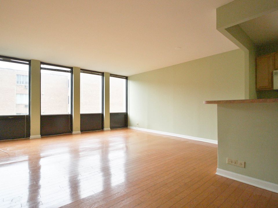 1st image of 444 W Fullerton Pkwy APT 501