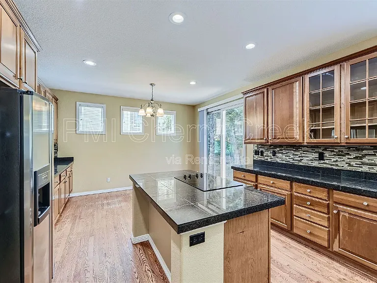 2615 Pemberly Ave — Photo 5