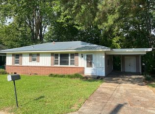 303 Nanney Dr, Tupelo, MS 38801