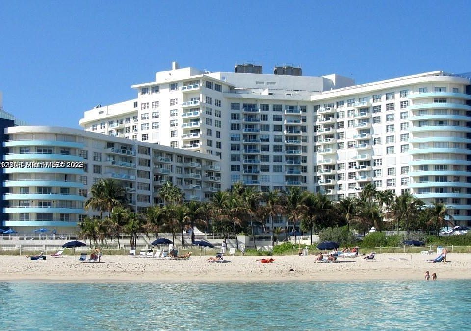 1st image of 5161 Collins Ave APT 315