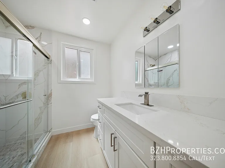 919 S Sherbourne Dr #1C — Photo 23