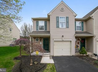 172 Strawberry Ln, Perkasie, PA 18944