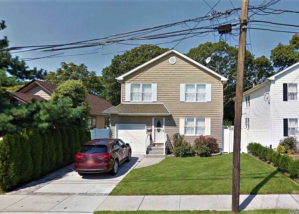 2nd image of 844 Bradley St