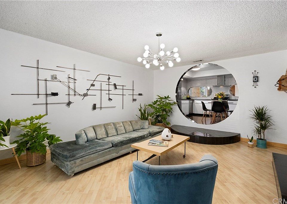1st image of 1503 W Sumner Ave
