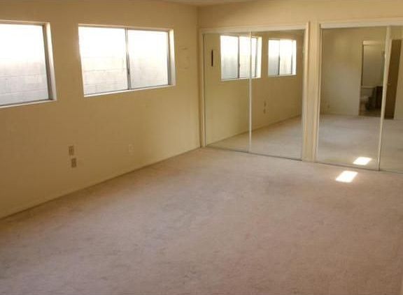 2nd image of 9828 San Antonio Ave