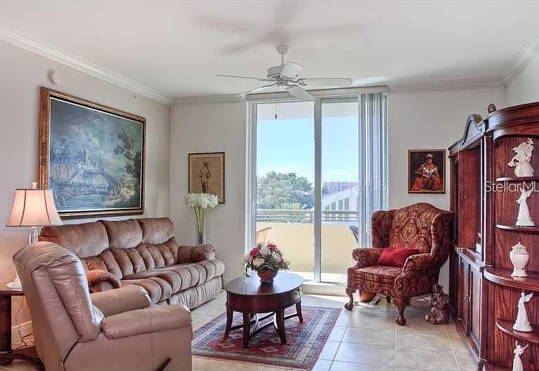 800 N Tamiami Trl #303 — Photo 5