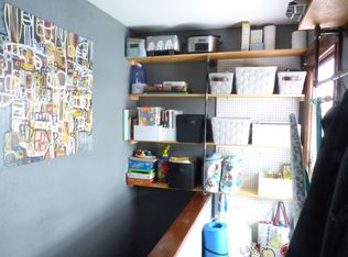 172 Hughes Ave, Pawtucket, RI 02861