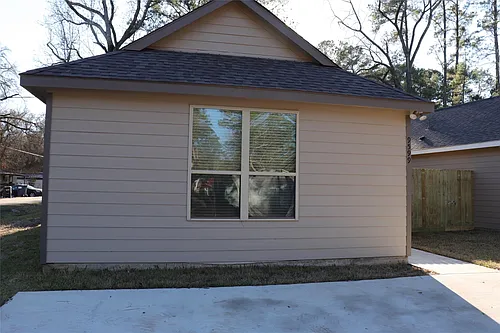9596 Darkwood St Photo 1