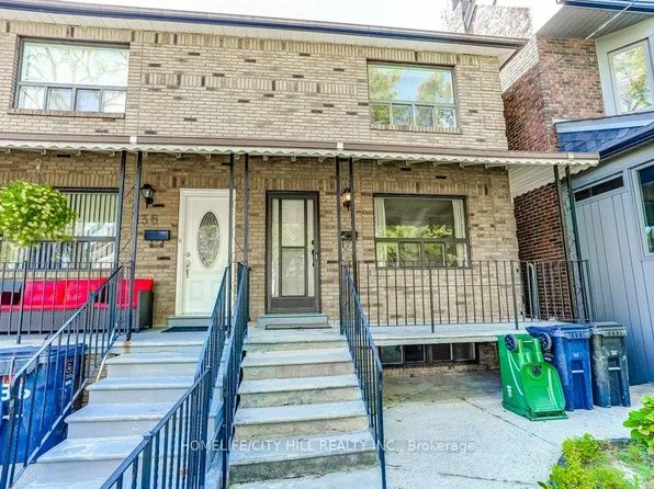 136A Caledonia Rd, Toronto, ON M6E 4S7