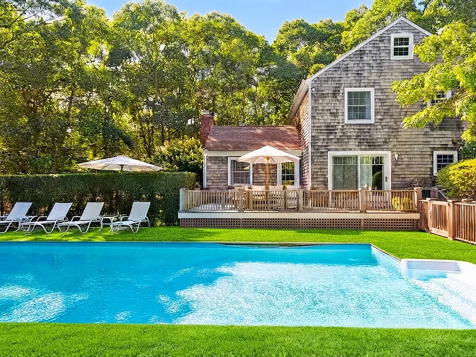 873 Bridgehampton Sag Harbor Tpke