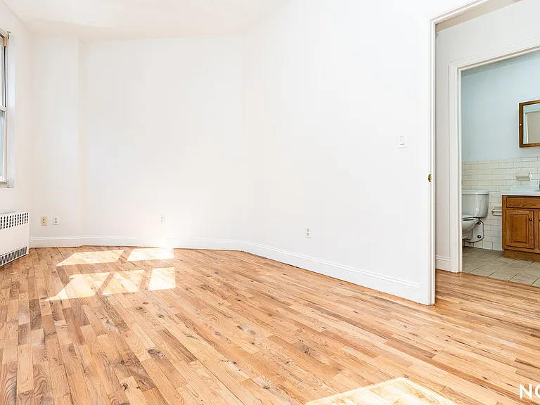 1439 Myrtle Ave #2B — Photo 8