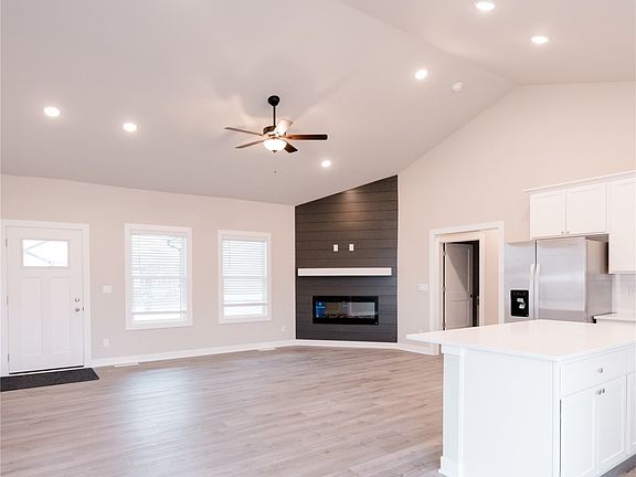 4th image of 3221 Brook Landing Ct