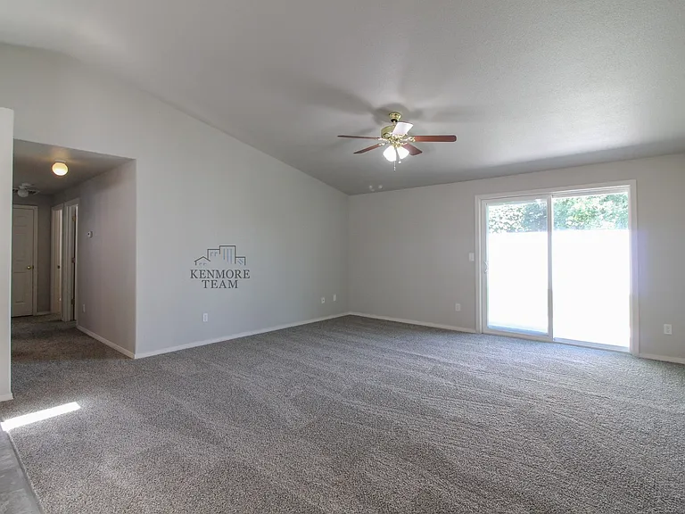 7611 Pender Dr — Photo 6