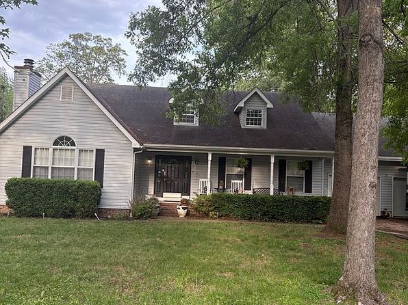 1816 Calico Rd, Marion, IL 62959