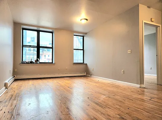 Rented by City Connections Realty | media 9