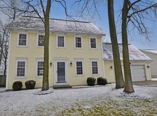 2325 Cranston St, South Bend, IN 46614