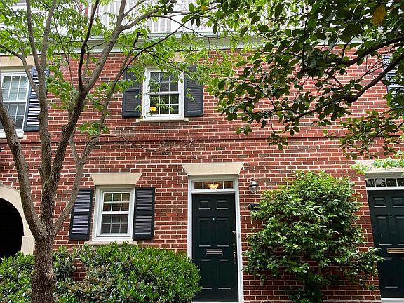 3rd image of 1034 N Royal St #1034