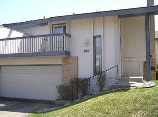 9648 Hampshire Ln, Eden Prairie, MN 55347