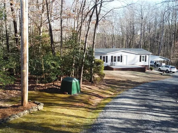 194 Guilford Rd, Harmony, NC 28634