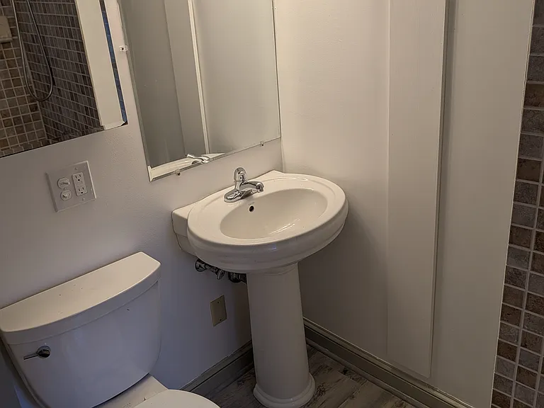 28 Walnut St #2 — Photo 12