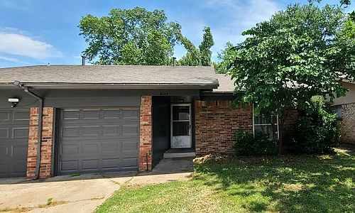 6115 S Troost Ave Photo 1