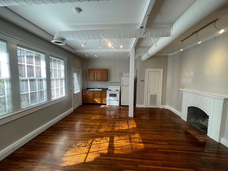 1st image of 316 Caplewood Dr #10755578