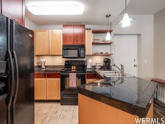 5th image of 4340 S Highland Dr Unit 004