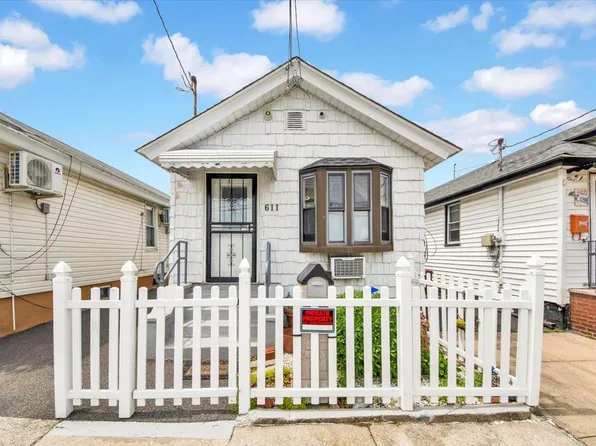 611 Clarence Avenue, Bronx, NY 10465