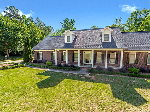2nd image of 204 Cotton Creek Ct