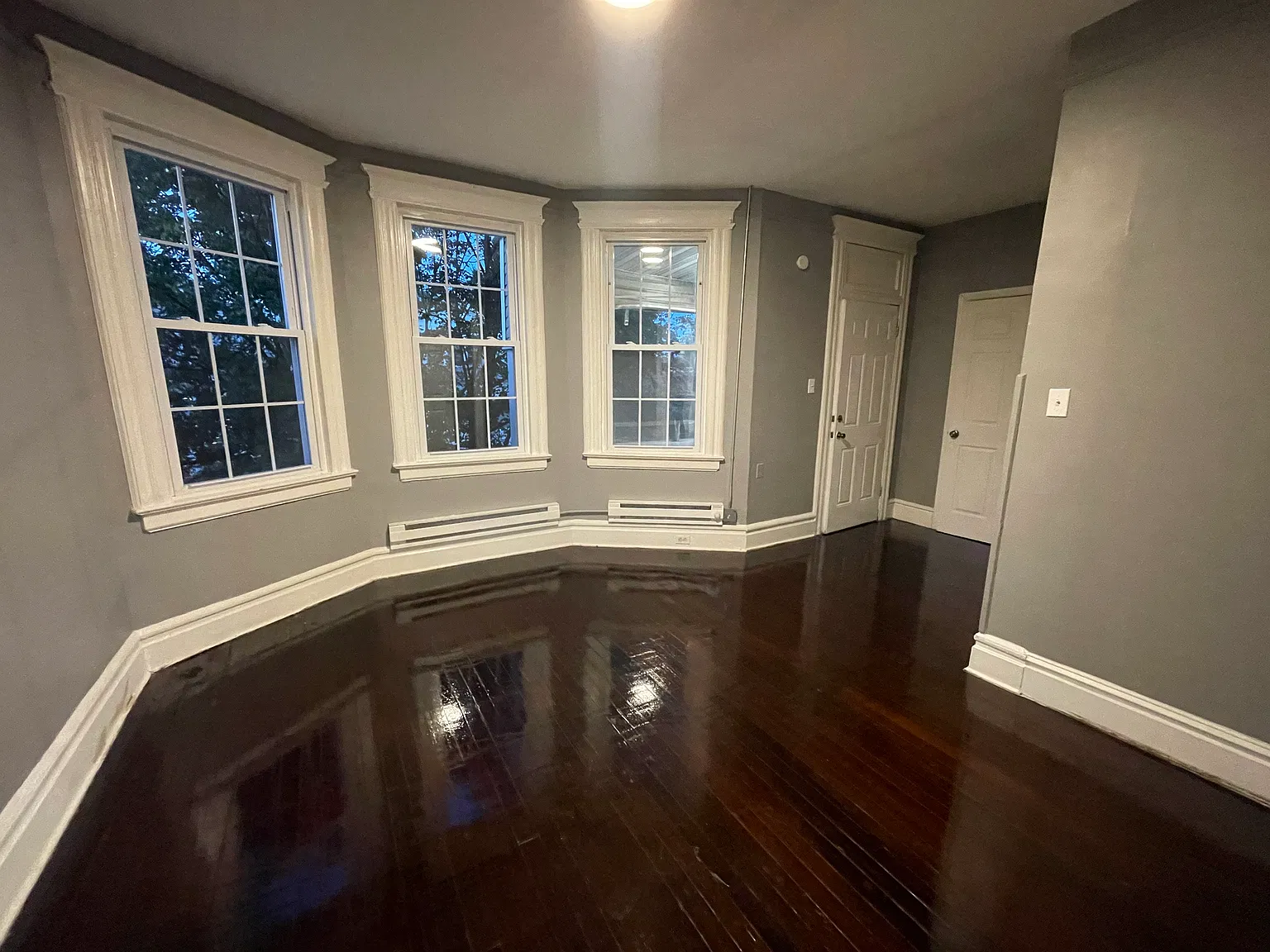 3 bed, $1,900 — Photo 4