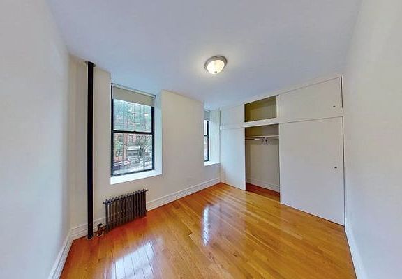 5th image of 65 W 106th St #1DD