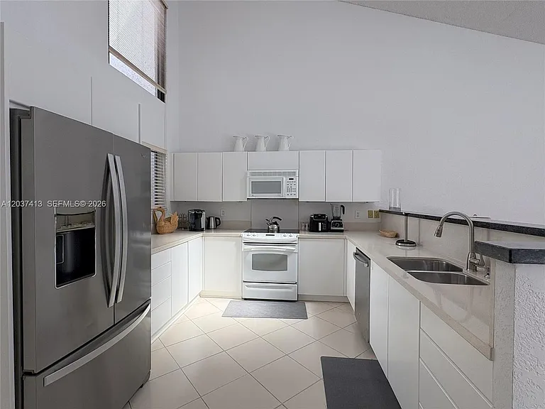 2538 Windsor Way Ct — Photo 3