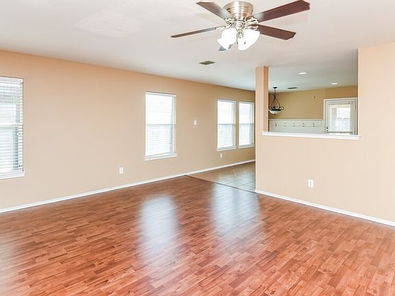 5th image of 9016 Old Clydesdale Dr