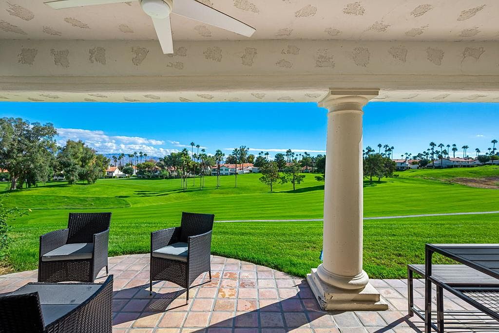 270 Vista Royale Cir E