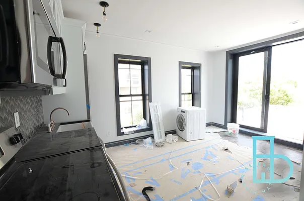 Rented by Miron Realty Group | media 6