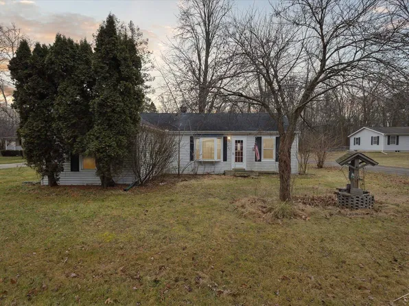 7435 McCliggott Rd, Saginaw, MI 48609