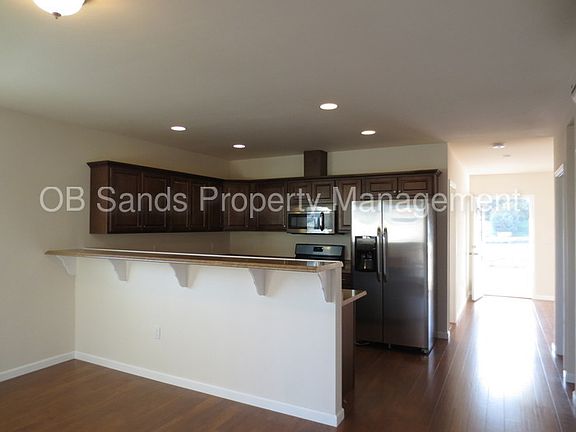 3rd image of 4039 Georgia St