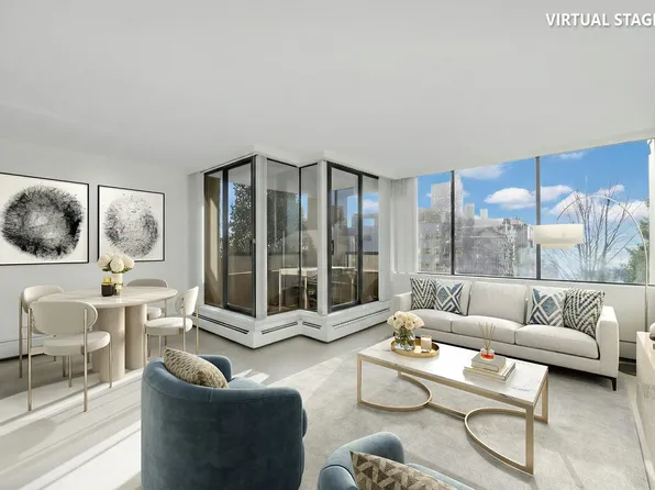 1737 Duchess Ave #502, West Vancouver, BC V7V 1P8