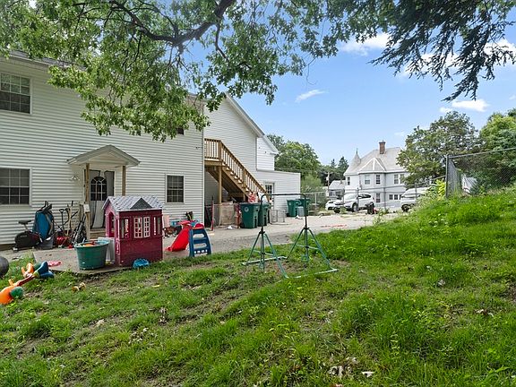 5th image of 88 Ashburnham St
