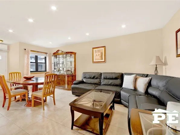 73-23 Cook Ave, Middle Village, NY 11379