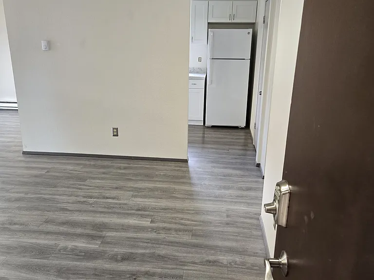 14302 Stone Ave N — Photo 1
