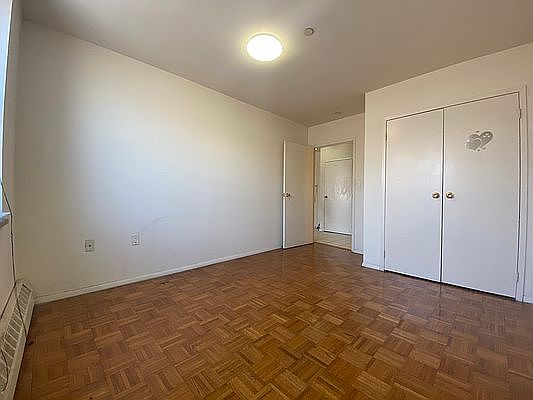 4th image of 214 Beach 96th St APT 5H